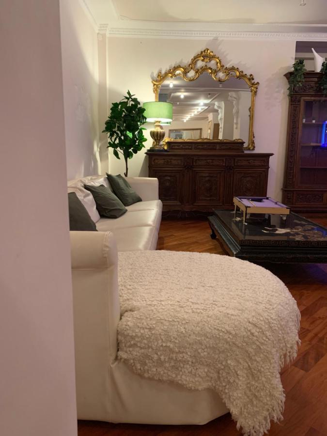 Residenza Tritone Luxury Trevi Fountain Vakantiehuis *